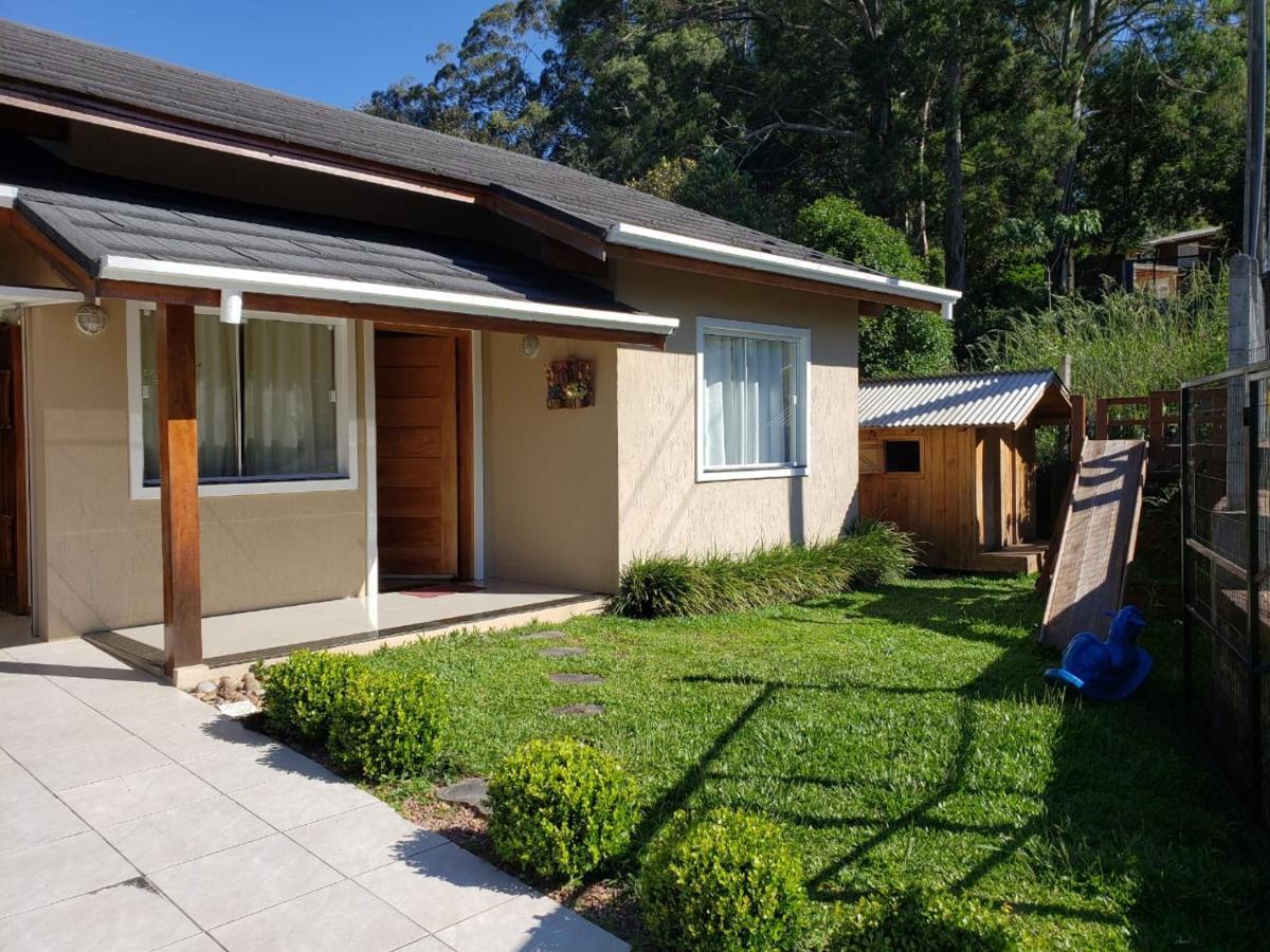 Linda Casa Proximo Ao Portico De Gramado Vila Exterior foto